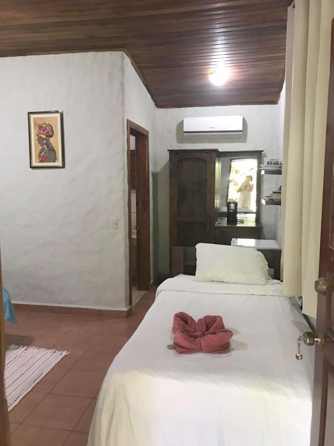 Hotel Casa Caribbean Coconut Cahuita Esterno foto