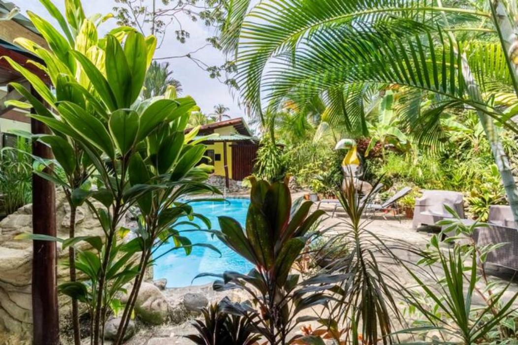 Hotel Casa Caribbean Coconut Cahuita Esterno foto